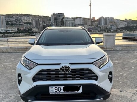 Toyota RAV4 2021