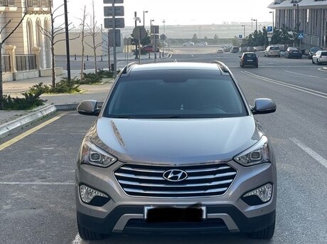 Hyundai Grand Santa Fe