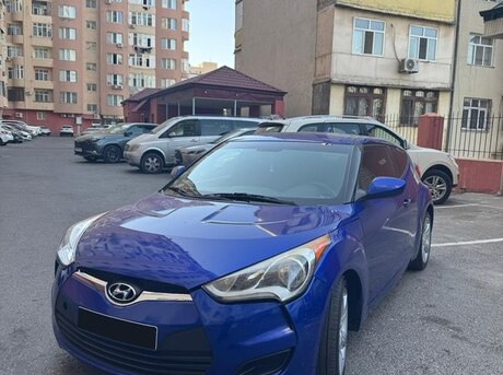Hyundai Veloster 2012
