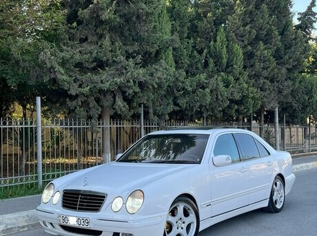 Mercedes E 320 2000