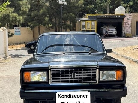 LADA (VAZ) 2107 2011