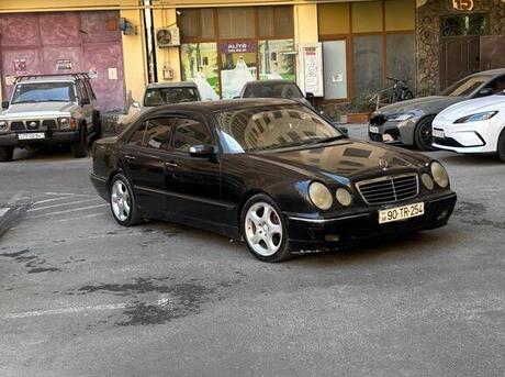 Mercedes E 320 2000