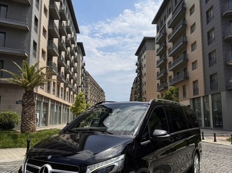 Mercedes V 250