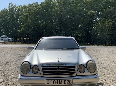 Mercedes E 240 1998
