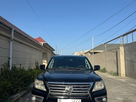 Lexus LX 570 2011