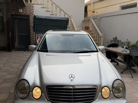 Mercedes E 320 2000