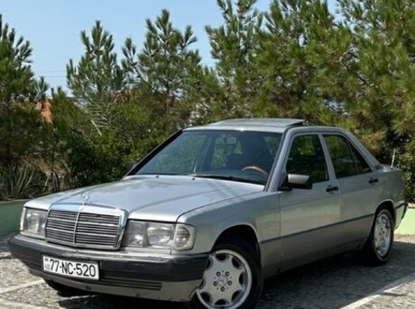 Mercedes 190 1990
