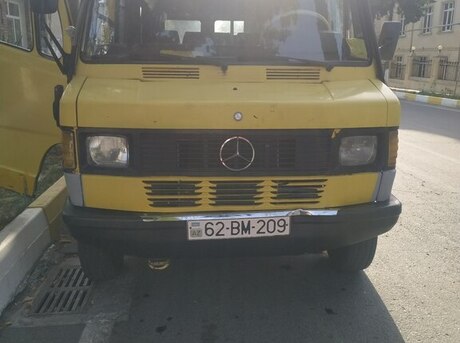 Mercedes 308 D 1994
