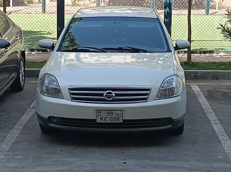 Nissan Teana 2004