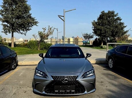 Lexus ES 300h