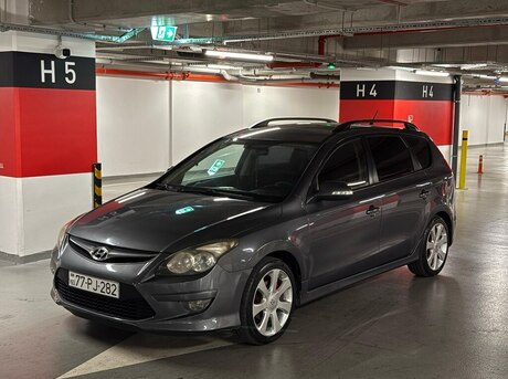 Hyundai i30 2011