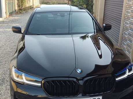 BMW 530 2019