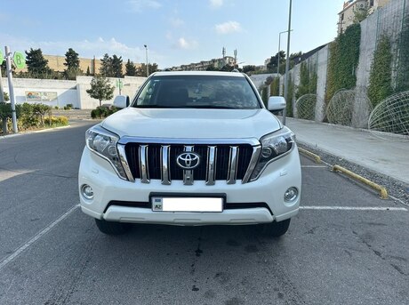 Toyota Land Cruiser Prado 2014