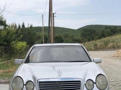 Mercedes E 230 1996