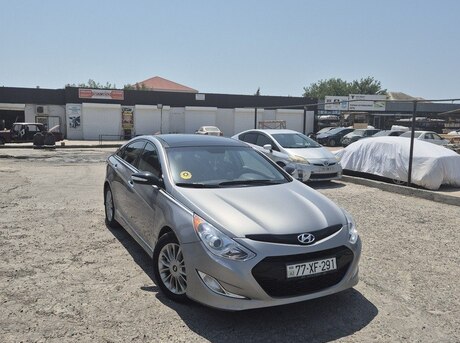Hyundai Sonata 2011