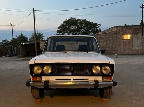LADA (VAZ) 2106 1985
