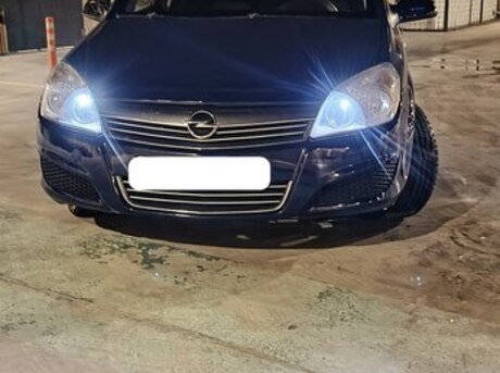 Opel Astra 2008