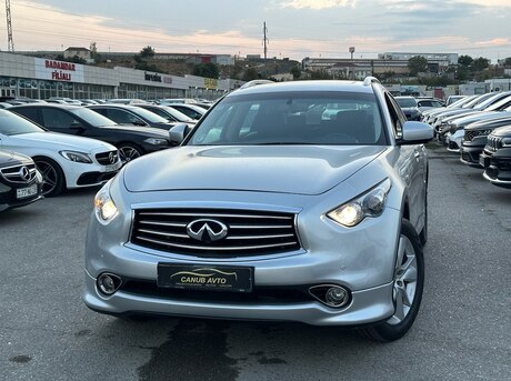 Infiniti FX35