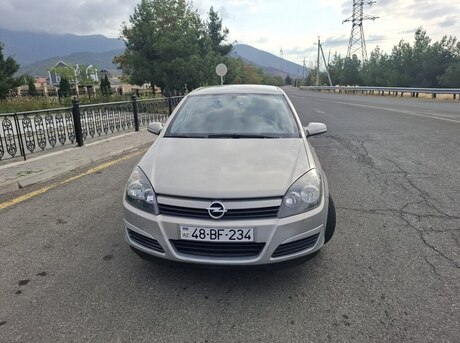 Opel Astra 2005