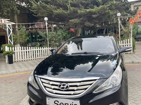 Hyundai Sonata 2010