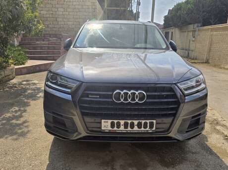 Audi Q7 2018