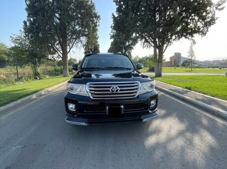 Toyota Land Cruiser 2012