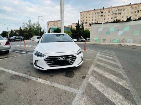Hyundai Elantra 2018