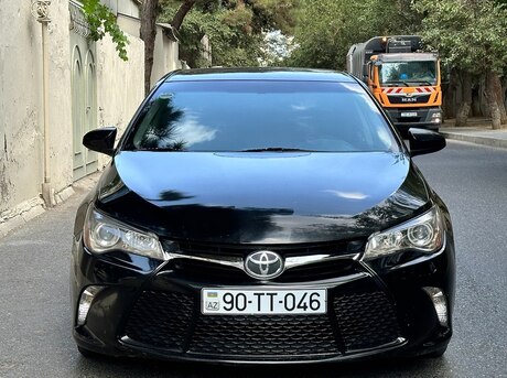 Toyota Camry 2015