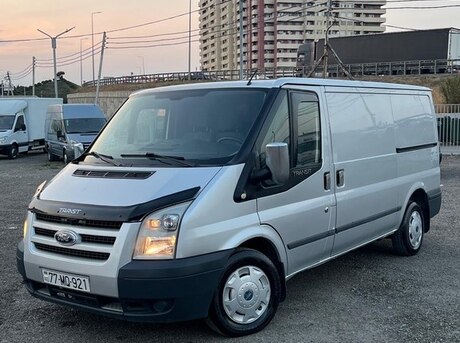Ford Transit 2010