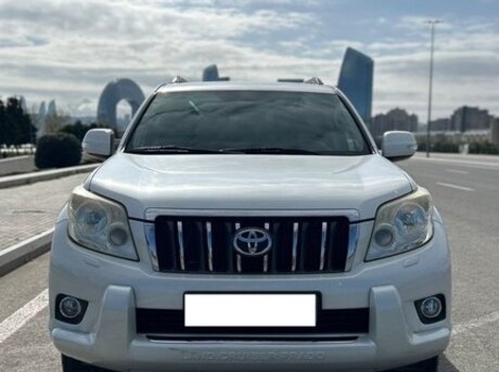 Toyota Land Cruiser Prado 2010