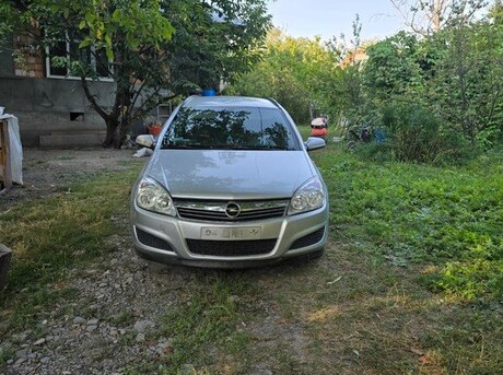 Opel Astra 2007