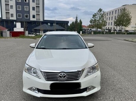 Toyota Camry 2014