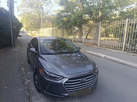 Hyundai Elantra 2018