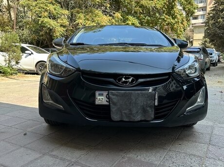 Hyundai Elantra 2012