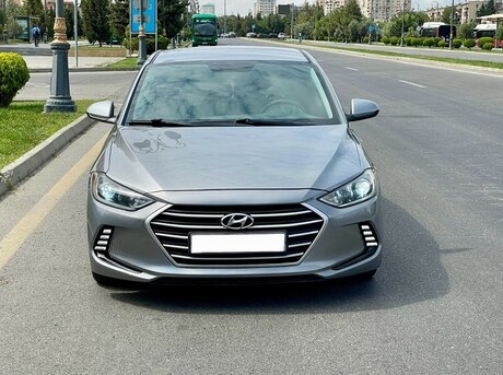 Hyundai Elantra 2016