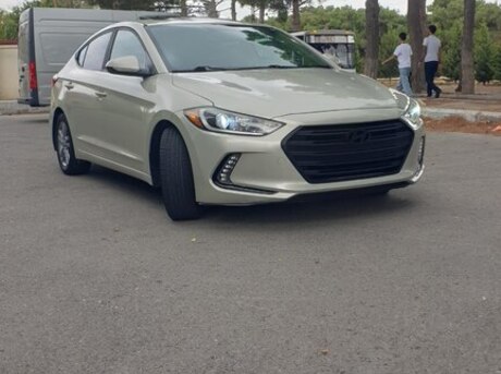 Hyundai Elantra 2017
