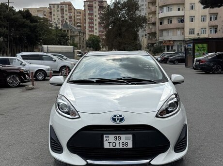 Toyota Aqua 2019