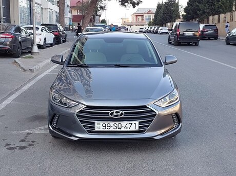 Hyundai Elantra 2018