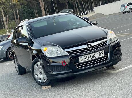 Opel Astra 2008