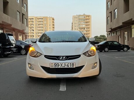 Hyundai Elantra 2013