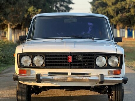 LADA (VAZ) 2106 2000