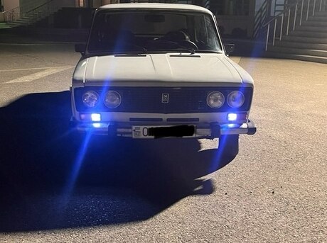 LADA (VAZ) 2106 1990