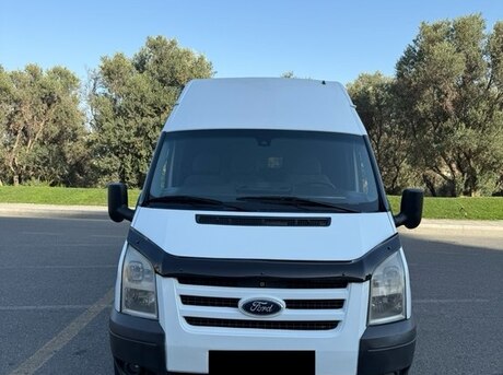 Ford Transit 2010
