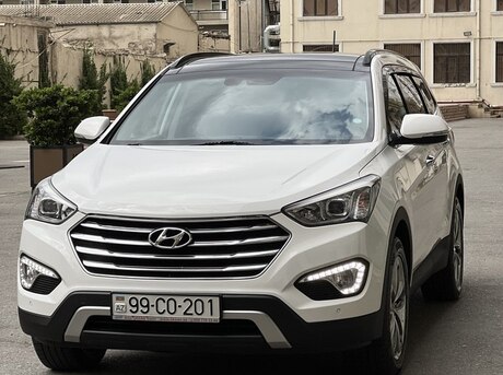 Hyundai Grand Santa Fe 2013