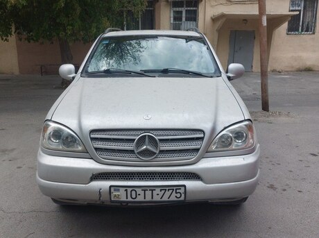 Mercedes ML 320 4MATIC 2001