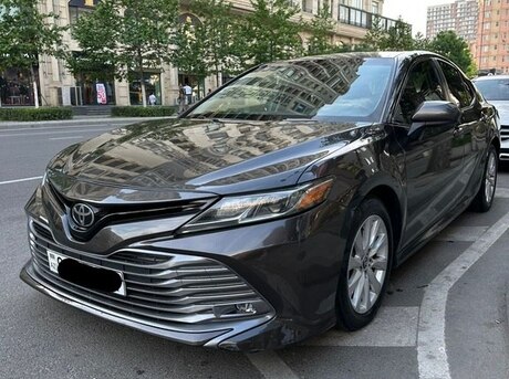 Toyota Camry 2018