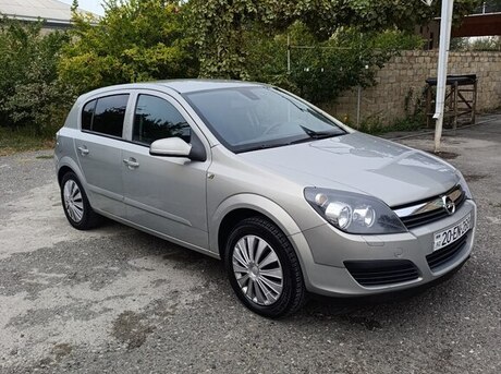 Opel Astra 2006