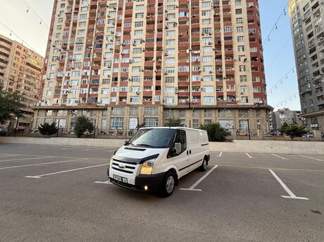 Ford Transit 2011
