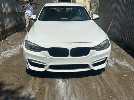 BMW 328 2015