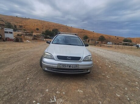 Opel Astra 2004